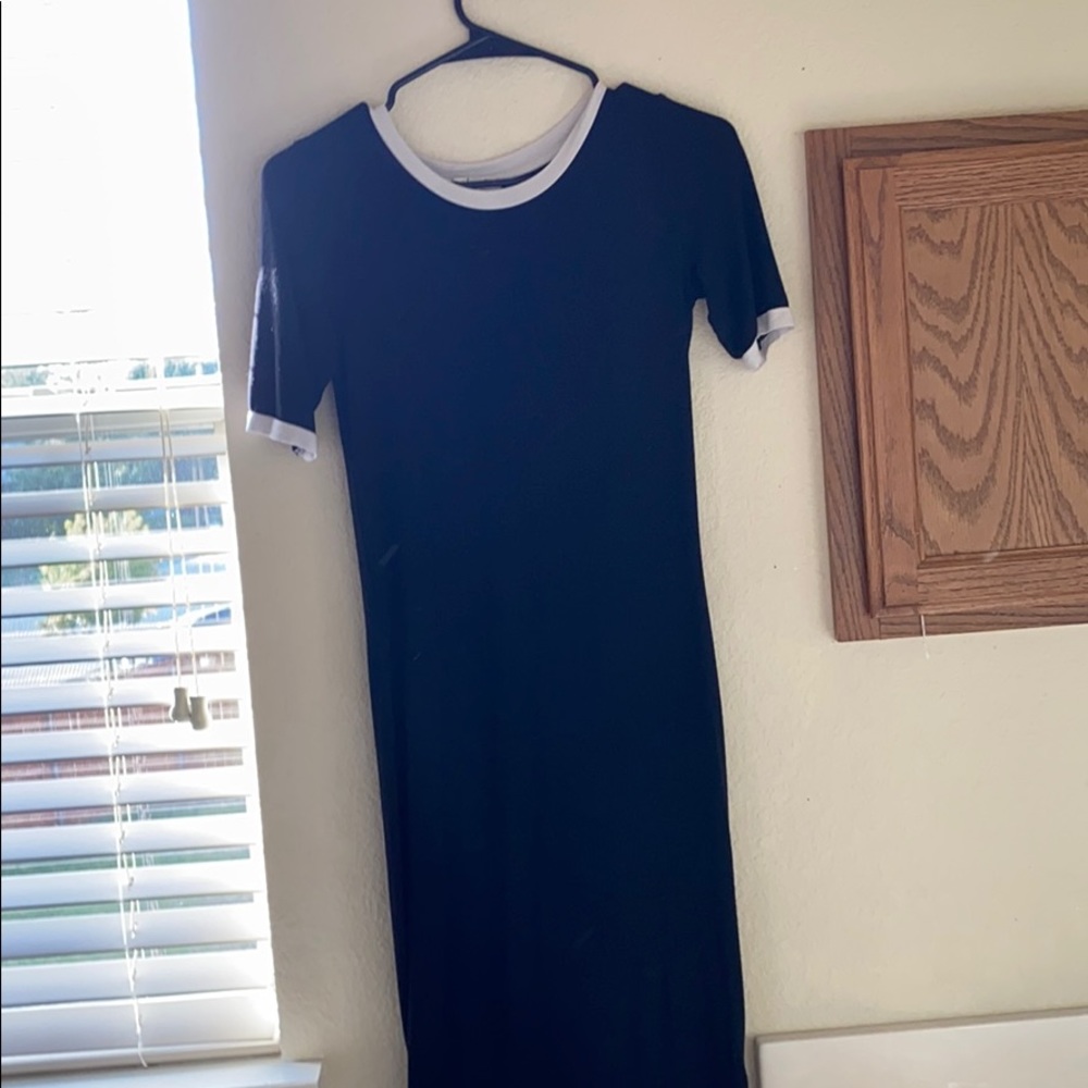 Long sleeved black dress